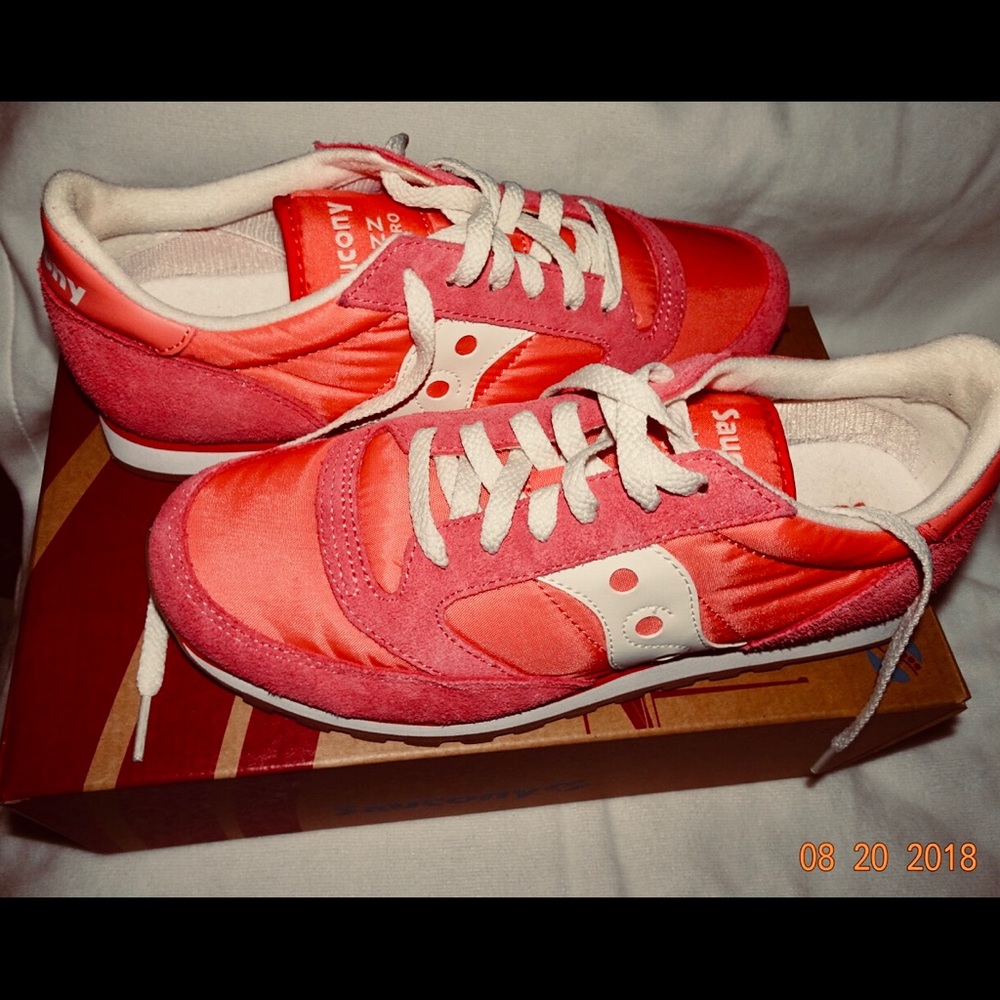 NEW SAUCONY CORAL JAZZ LOWPRO SNEAKERS 8.5M